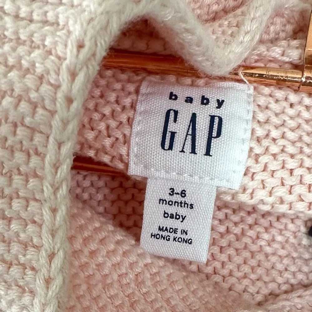 GAP baby pink